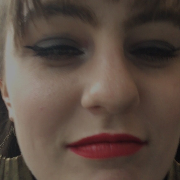 Meet your Posher, Samantha - Picture 5 of 8